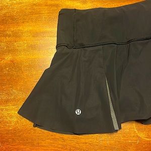 Vintage Lululemon Black Ruffle Skort /Skirt Size M (6-10)